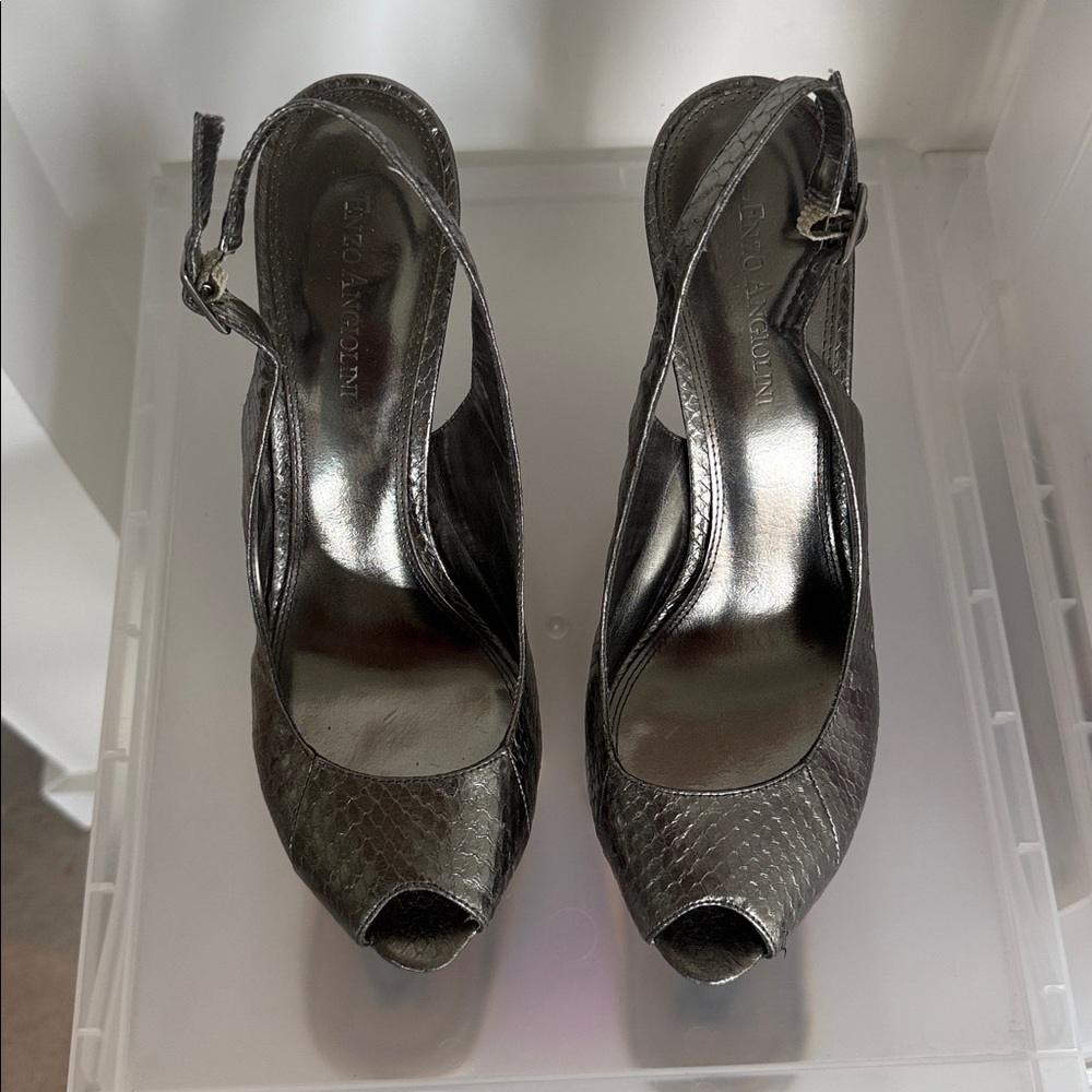 Platform Heels - Picture 3 of 4